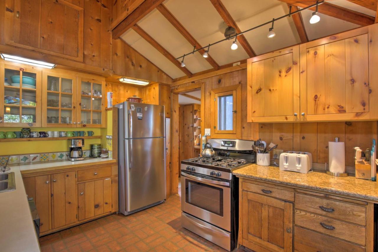 Hillside Home With Deck And Views Of Tomales Bay! 因弗内斯 外观 照片